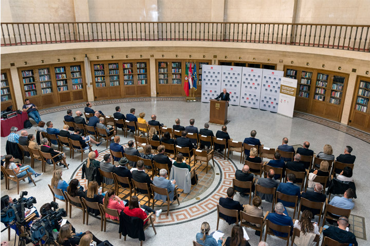 Članstvo u europodručju Portugalu pomoglo da lakše prebrodi krizu